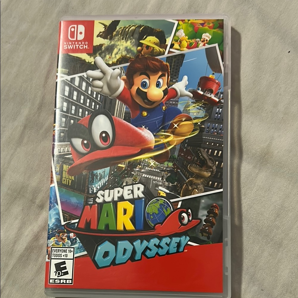 Nintendo Switch Super Mario Odyssey - Red